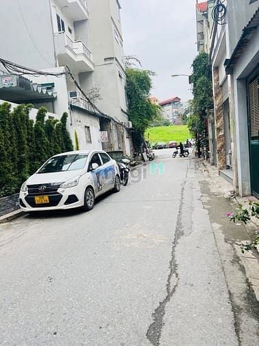 Hình ảnh Bán đất ngõ 130 ngọc thuỵ, 80m oto 7c thông chỉ 11 tỷ còn tl. lh