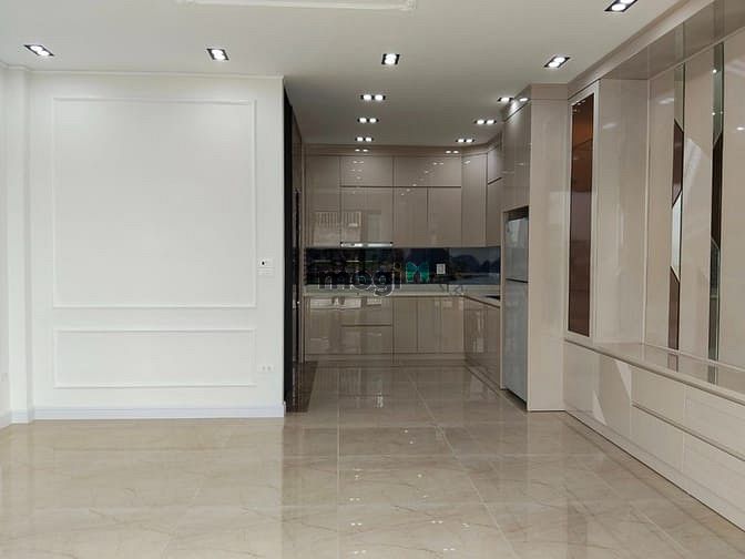 Hình ảnh Bán Nhà Phân Lô Phố Đông Quan, Quận Cầu Giấy, Dt 60m2 x 6 tầng.