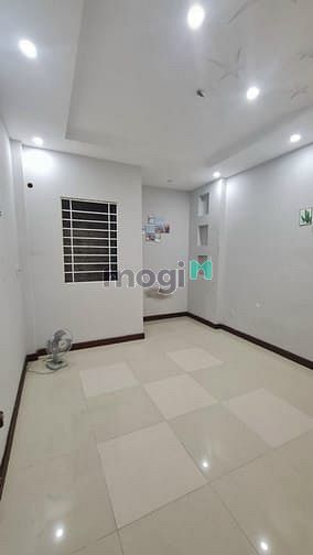 Hình ảnh Cần Tiền Bán Gấp Nhà 1T1L 56M2 BÌNH TIÊN Q6 GIÁ 1TỶ680TR HẺM Ô TÔ SHR