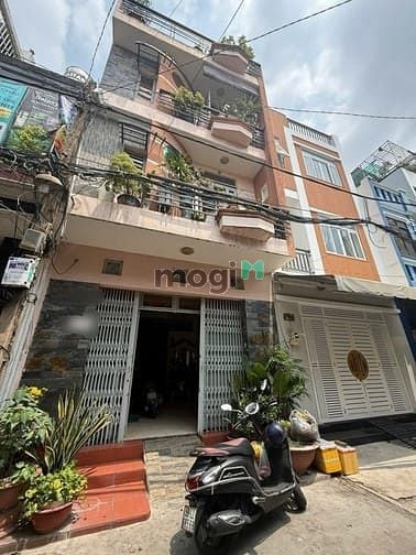 Hình ảnh Hẻm 8m Lạc Long Quân – Tân Bình – DT: 5x11m – 4 Tầng  - Chỉ 8,9 Tỷ