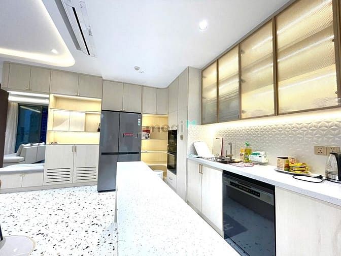 Hình ảnh Cho thuê Penthouse Sky Garden 3, PMH - 3PN - 3WC - 260m2, giá chỉ 30tr