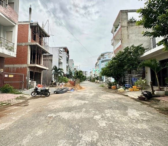 Hình ảnh Bán đất mặt tiền đường 64 p.bình trưng đông