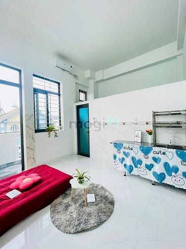 Hình ảnh Phòng ban công giá tốt gần NTTU
