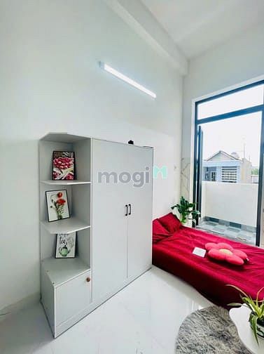 Hình ảnh Phòng ban công giá tốt gần NTTU