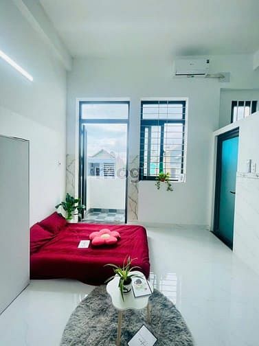 Hình ảnh Phòng ban công giá tốt gần NTTU