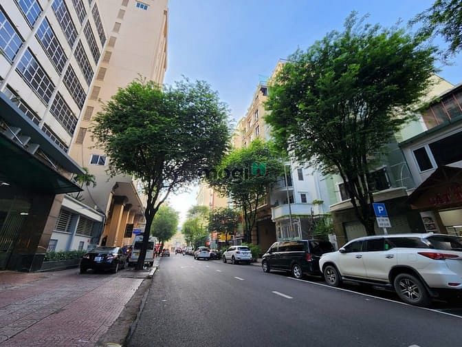 Hình ảnh Bán nhà Mt Thủ Khoa Huân, Bến Thành, Quận 1, ngay chợ Bến Thành 4.3x25