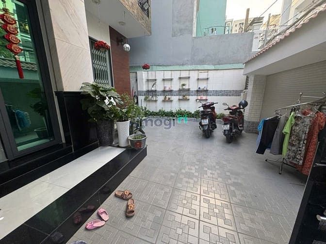 Hình ảnh Siêu Bất Động Sản An Lạc MT 20m  DT Khủng 1210m² D Tiền 100tr/Tháng