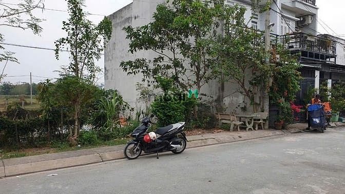 Hình ảnh Đẹp 💥 ĐẤT 5*17m sẹc Bà Điểm 4 Gần Phan Văn Hớn, dãy nhà lầu sạch sẽ