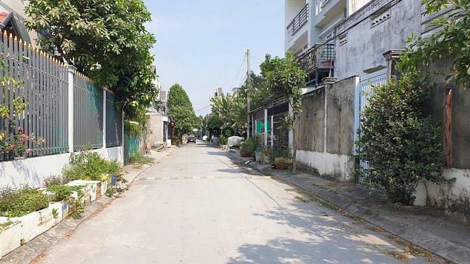 Hình ảnh Đẹp 💥 ĐẤT 5*17m sẹc Bà Điểm 4 Gần Phan Văn Hớn, dãy nhà lầu sạch sẽ