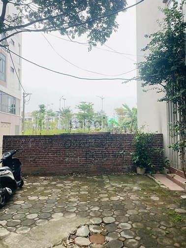 Hình ảnh Hiếm. Bán Đất Ngọc Thụy 108m2 , MT6m Nhỉnh 20 Tỷ, Lô Góc, Vỉa Hè