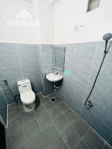 Hình ảnh ✅ Phòng Đầy Đủ Nội Thất _ Rộng Rãi Có Cửa Sổ Trời _ Ở Khu Tên Lửa