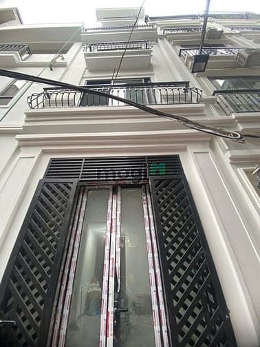 Hình ảnh Bán Nhà Tư Đình Phân Lô 6 Tầng Thang Máy Sát Oto
