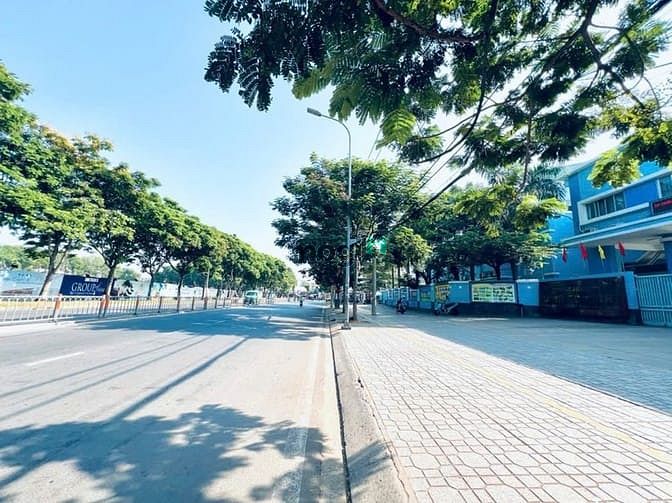 Hình ảnh Siêu phẩm 5 tầng đẹp - nhà xây mới 100%