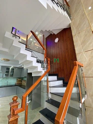 Hình ảnh Siêu phẩm 5 tầng đẹp - nhà xây mới 100%