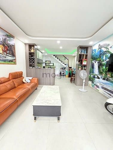 Hình ảnh Hẻm 8m Đồng Nai Quận 10 - DT: 4.3x12 - 2 Tầng - Chỉ 11.79 Tỷ