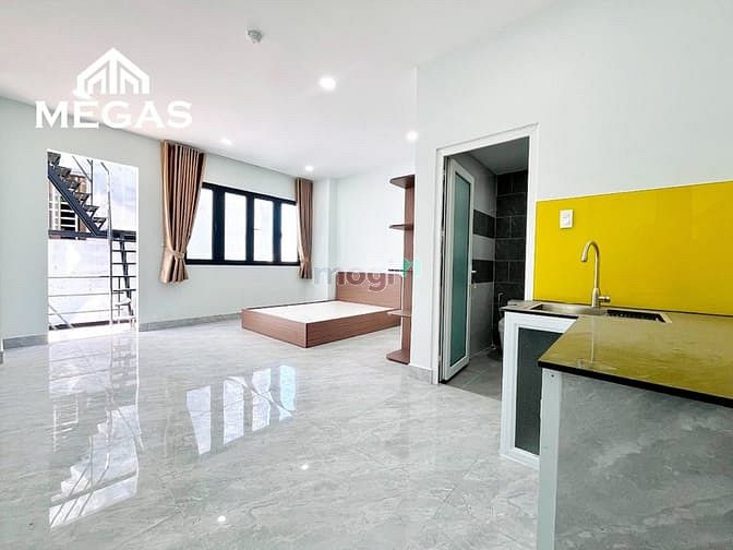 Hình ảnh Căn Hộ Ban Công Thang Máy Full Nội Thất _ Ngay Kinh Dương Vương
