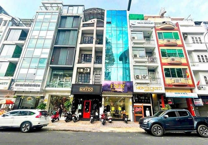 Hình ảnh Siêu Hiếm Mặt Tiền Nguyễn Đình Chiểu Quận 1 8x15 Nhà 5 Tầng