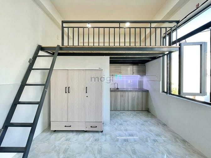 Hình ảnh Cho thuê duplex cửa sổ gần Cổng sau Văn Lang CS3
