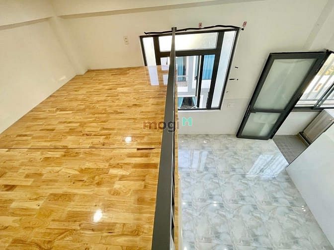 Hình ảnh Cho thuê duplex cửa sổ gần Cổng sau Văn Lang CS3