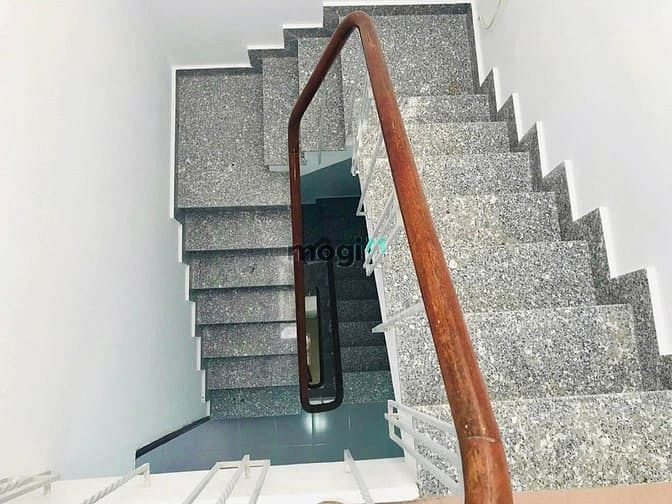 Hình ảnh Bán nhà 4 tầng Lê văn sỹ phường 1 Tân bình