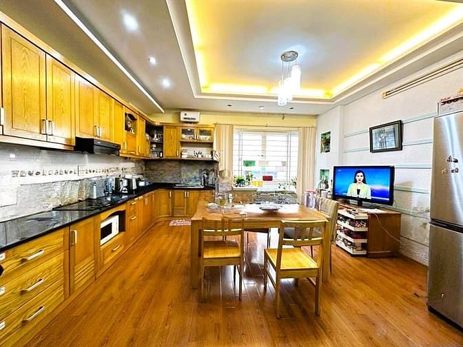 Hình ảnh Bán nhà mặt phố Vĩnh Phúc - Ba Đình 58m2 6T 26 tỷ