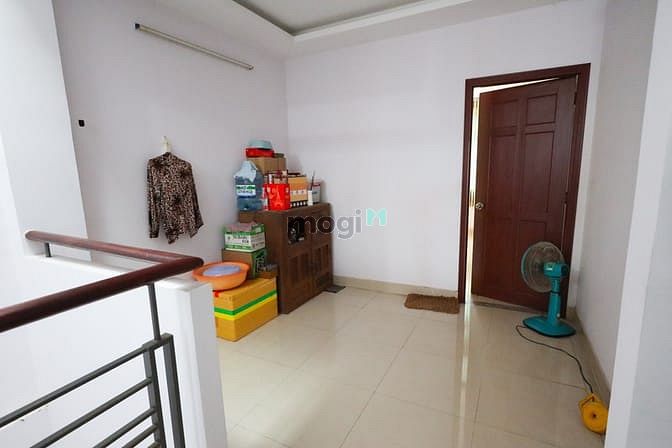 Hình ảnh Nguyên căn mặt tiền Quận 8 cho thuê 1 trệt 2 lầu (Liên hệ chú Định)