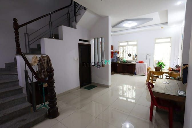 Hình ảnh Nguyên căn mặt tiền Quận 8 cho thuê 1 trệt 2 lầu (Liên hệ chú Định)