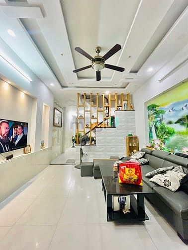 Hình ảnh Nhà mới 4 tầng hẻm 6m thông kế Aeon Mail Tân Phú 60M2 chỉ 5.99 tỷ
