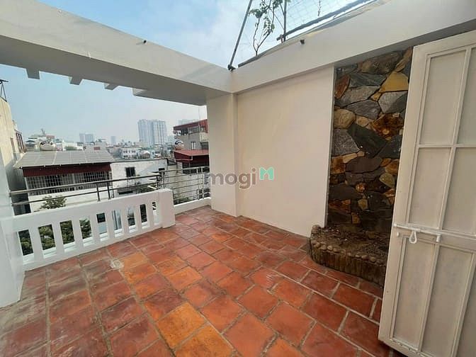 Hình ảnh Bán gấp! nhà 5 tầng phố Lê Văn Lương - Cầu Giấy, gần phố . 40m 8.79 tỷ