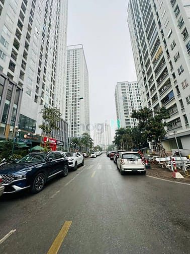 Hình ảnh Siêu phẩm! Tòa A14 Nam Trung Yên - Cầu Giấy. 44m 1PN 1VS 3.52 tỷ.