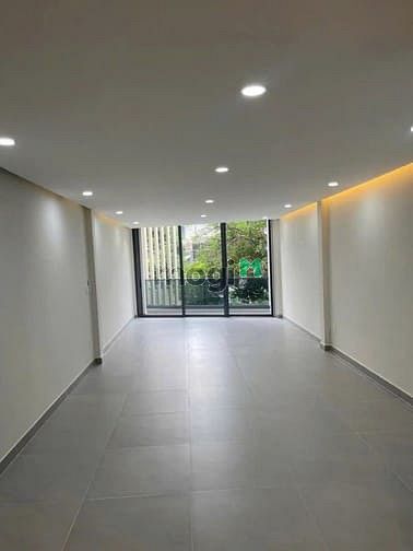 Hình ảnh cho thuê nhà MT đường Lê Thị Riêng, P. Bến Thành, Quận 1,