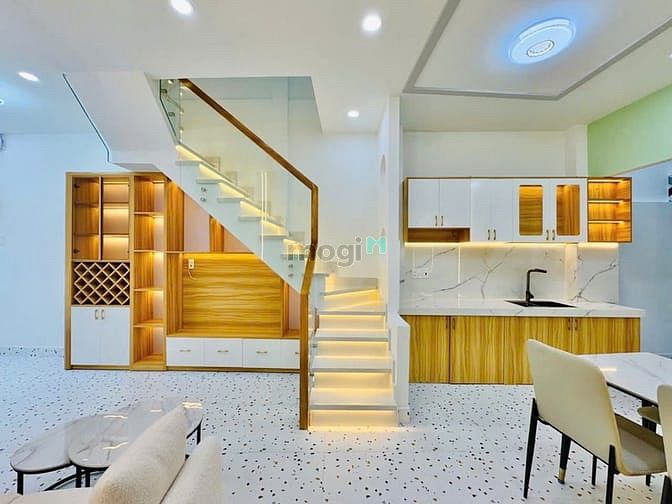 Hình ảnh Kẹt vốn kinh doanh bán nhà đường Hùng Vương, Quận 5, Giá 1Ty550Tr