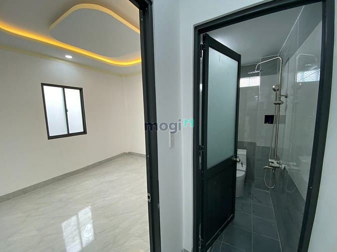 Hình ảnh Bán nhà Mới Xây Giáp Quận 9 giá Chỉ 1Tỷ800