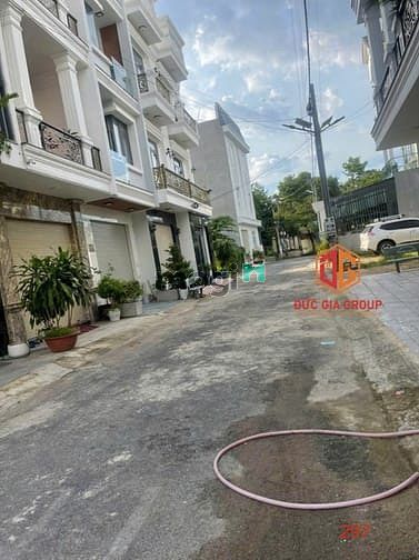 Hình ảnh Bán gấp nền đất đối diện chợ Hiệp Hòa, hẻm 77, Đặng Văn Trơn vào 100m