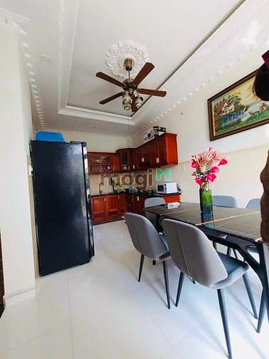 Hình ảnh Bán Biệt Thự 3 Tầng, Huỳnh Tấn PHÁT ,QUẬN 7.