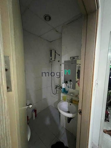 Hình ảnh Chung cư Screc , P12,quận 3, nội thất, 2p, 2wc, 78m2, giá 14tr/tháng
