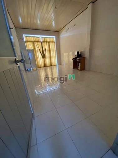 Hình ảnh Tưng Bừng! Nhà Phạm Văn Chí P7 Q6 (4,2x22,5) Nhà Nở Hậu Đều. Chỉ 10 Tỷ