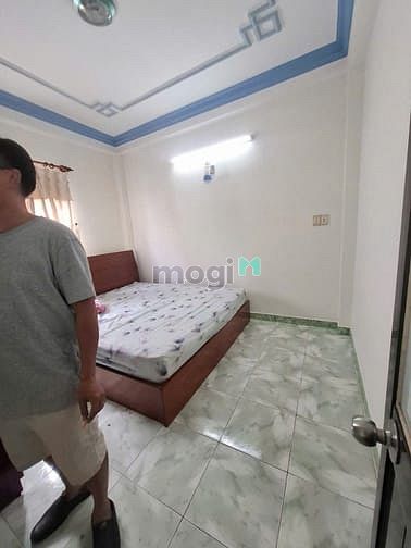 Hình ảnh Cho thuê nhà đường 42 khu Tên Lửa đủ nội thất 13 triệu