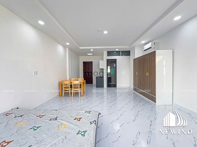 Hình ảnh Studio mới keng. Ngập tràn ánh sáng. Cửa sổ trời siêu to. Gần SECC#Q7