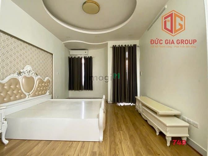 Hình ảnh Bán nhà mặt tiền đường D9; KDC D2D; 1 trệt 3 lầu 286m2 sàn giá 11.5 tỷ