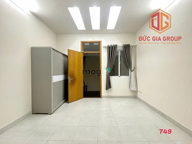 Hình ảnh Bán nhà mặt tiền đường D9; KDC D2D; 1 trệt 3 lầu 286m2 sàn giá 11.5 tỷ