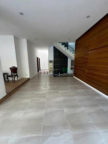 Hình ảnh Biệt Thự 3 Tầng Thự Khuôn Đất Rất Đẹp 14x18 Đường Lê Văn Sỹ Quận 3