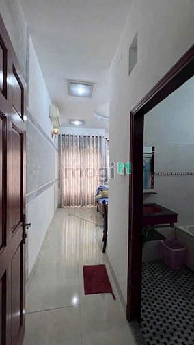 Hình ảnh Bán nhà 2MT hẻm 6m trung tâm Gò Vấp