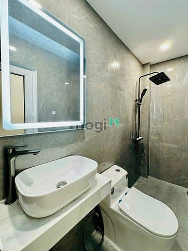 Hình ảnh Cho thuê nhà 27D Hoa Lan, Phường 7, Phú Nhuận