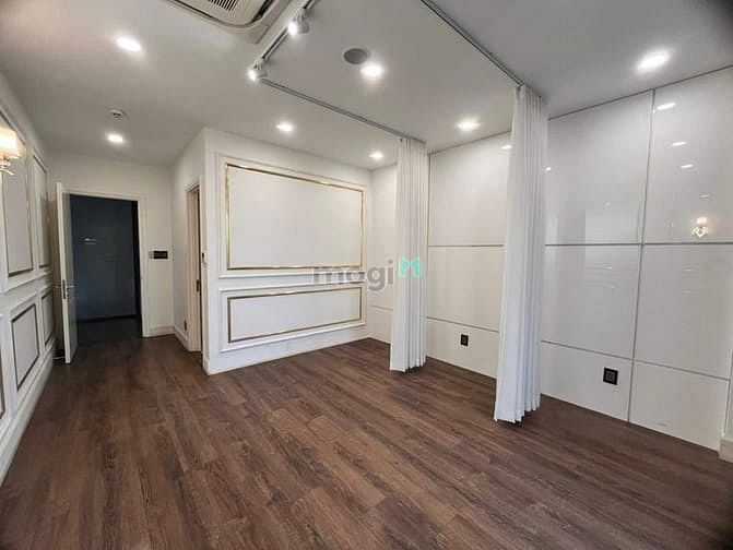 Hình ảnh Cho thuê tòa nhà 5 tầng Quận 3