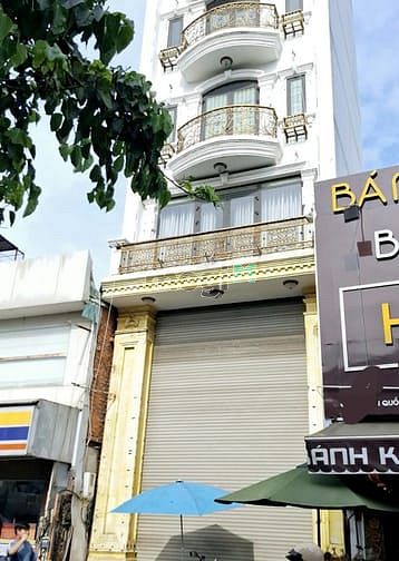 Hình ảnh Cho thuê tòa nhà 5 tầng Quận 3