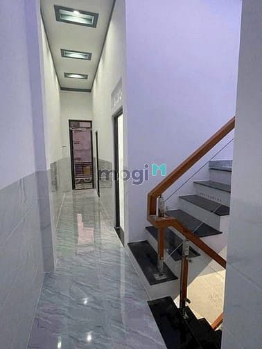 Hình ảnh Nhà 2 tầng mới 100% gần thủ Đức