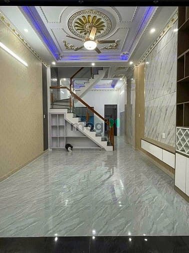 Hình ảnh Nhà 2 tầng mới 100% gần thủ Đức