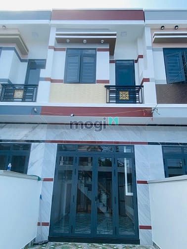 Hình ảnh Nhà 2 tầng mới 100% gần thủ Đức