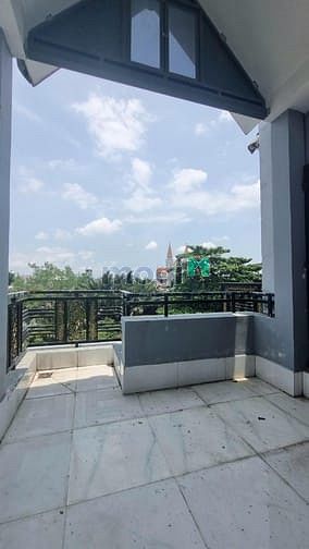 Hình ảnh MT lô góc Lưu Hữu Phước 84m2 4x21 4 tầng vuông vức, view sông, 6.7 tỷ